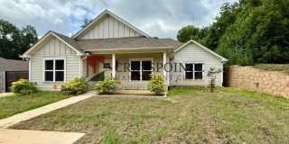 Beautiful 3 Bedroom 2 Bathroom Home in Winona! Gallery 1