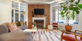 Main Street Square Gallery 21