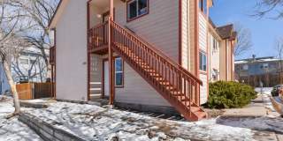 Charming Main Level Living in Park Hill! Gallery 1