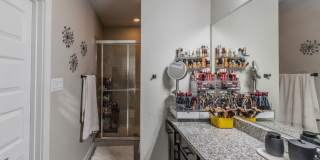 619 Burleson St Gallery 17