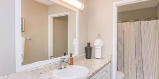 Laurel Ridge Apartments Gallery 9