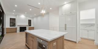 4539 Longridge Avenue Gallery 10