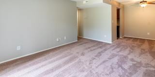 Crestview at Louisville Apartments Gallery 2