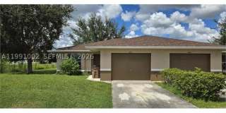 4412 26 Street SW 4412 26 Street SW Gallery 1