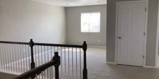 Beautiful Newer Home in Berthoud – 3 Bedrooms + Study, Loft, Large Yard, Pet Friendly Beautiful Newer Home in Berthoud – 3 Bedrooms + Study, Loft, Large Yard, Pet Friendly Gallery 9
