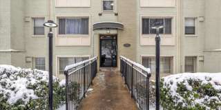 2850 HARTFORD Street SE Gallery 1