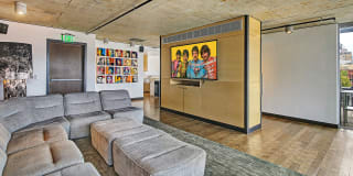 Excelsior Gallery 30