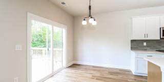 Beautiful 4BR 2.5BA Home w/ Full Appliance Kitchen • Garage Parking • Gallery 6