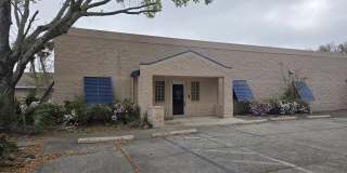 10 NW Industrial Street 10 NW Industrial Street Gallery 1
