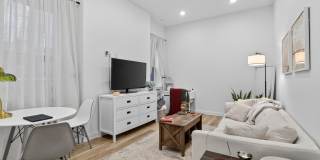 1415 LOCUST Street unit: 502 Gallery 1