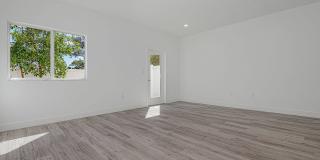 Pearl 13 at Pompano Beach Gallery 27