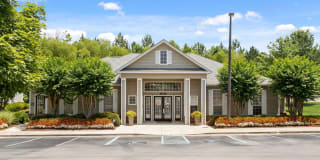 Bridge Pointe Apartments Gallery 32