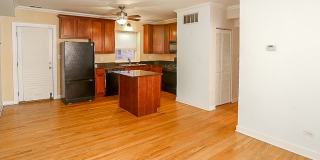 628 W. Roscoe Apt. Gallery 2