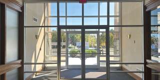 1960 Ring Road Gallery 23