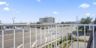 444 Ocean Boulevard Gallery 16