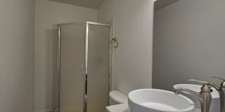 Beautiful townhome Gallery 11