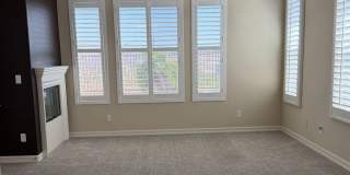Gorgeous Home Overlooking Lake and Mountain Views!! Gallery 6