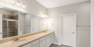 Beautiful 3BR/3BA Villa with Bonus Loft - Available NOW! Gallery 19