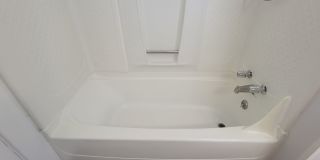 5 Bedroom House - Walking distance from Central Campus Gallery 31