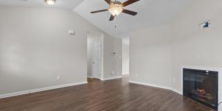 1595 Rossmore ~ Newton Place Gallery 17