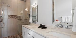 613 S West Street Gallery 27