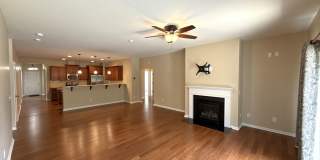 Spacious Home in Creekshire Village! Gallery 13