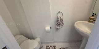 711 Biltmore Way Gallery 11