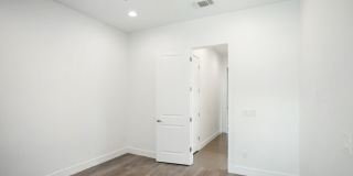 Single Story Pool Home In Reverence Guard Gated Community Gallery 44