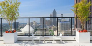 Lilli Midtown Gallery 22