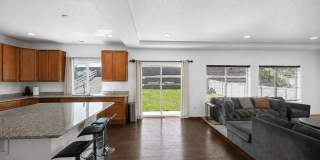 Spacious 4BR Denver Home | Furnished or Unfurnished | Flexible Lease Length Gallery 1