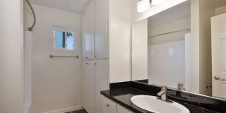 Coast Village Apartment Homes Gallery 24