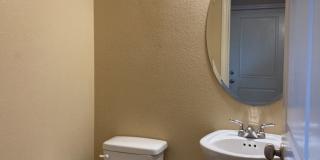 Lovely 3 Bed 2.5 Bath Home in Timbervine Gallery 4