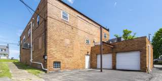 3143 Mahoning Avenue A Gallery 24
