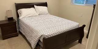 SHORT TERM LEASE ONLY - FULLY FURNISHED UNIT! Gallery 10