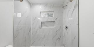 Room in 3 Bedroom Home at Lincoln St SW Gallery 14