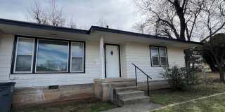 1120 NW Carroll Dr- AVAILABLE NOW! Gallery 1