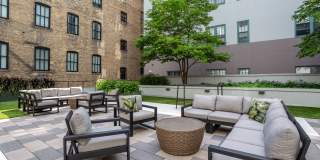 The Cosmopolitan Gallery 40