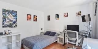 102 Gainsborough St. Gallery 9