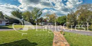 Charming 2 Bed, 2 Bath Home with Updated Kitchen & Outdoor Living Space Charming 2 Bed, 2 Bath Home with Updated Kitchen & Outdoor Living Space Gallery 9