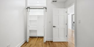 3934 N Sawyer Avenue Gallery 11