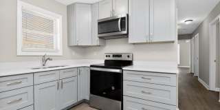 308 Caroline Avenue Gallery 10