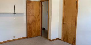 5 Bedroom Across from NDSU!! Gallery 23