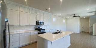 SPACIOUS HOME AVAILABLE IN DESERT COLOR! Gallery 5