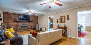 465-A Dobbs Road Gallery 6