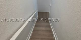 694 SE Lake Falls St Gallery 25