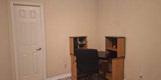 One level living in NorthWest Knoxville Gallery 28