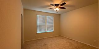 Open-Concept Living with Easy Access to I-10 & Loop 1604 Gallery 12