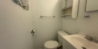 Charming 2 bedroom 1.5 bathroom home Gallery 17