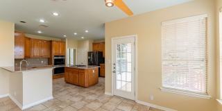 Spacious and stunning 4 bed 3.5 bath in Austin!!! Gallery 16