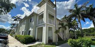 2641 NE 4th St 2641 NE 4th St Gallery 1